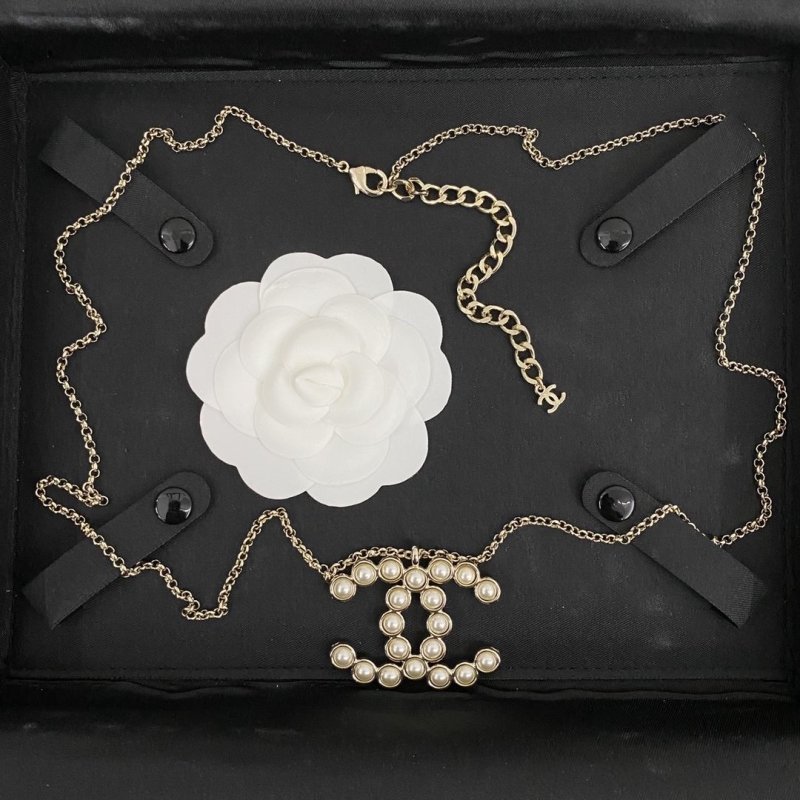 Ch**el necklaces